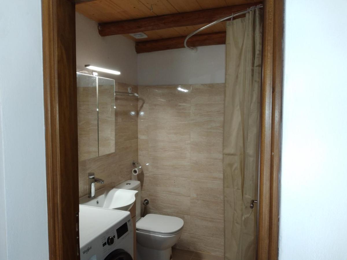 Country-Bumpkin'S House Villa Karyotikon Екстериор снимка