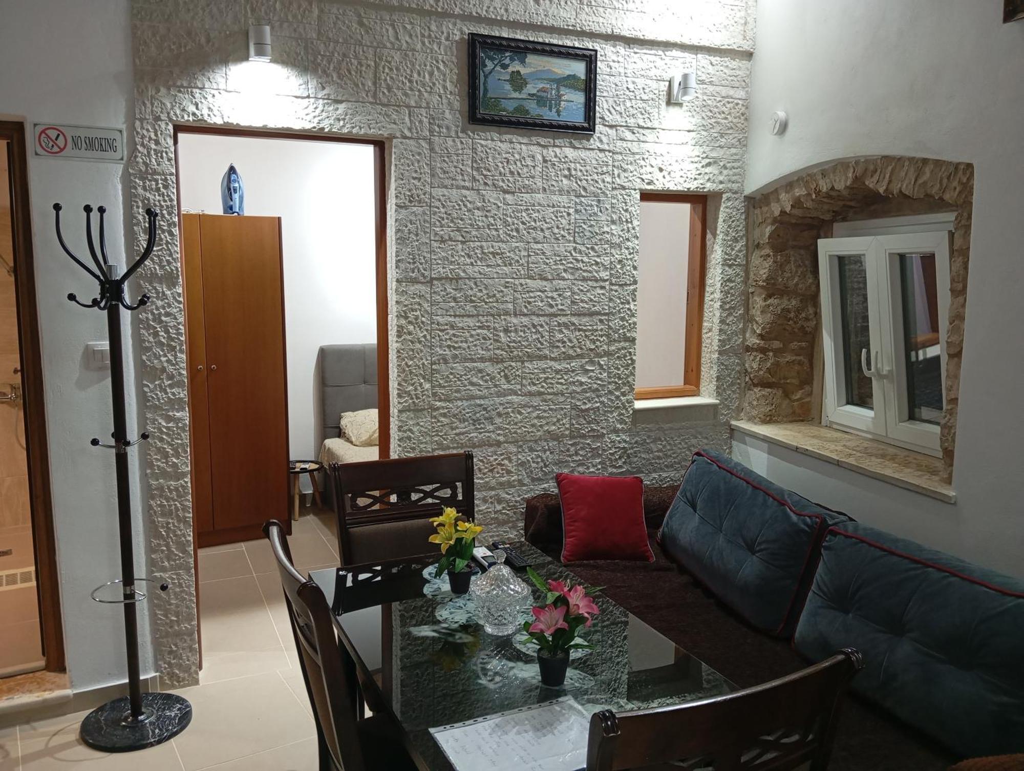 Country-Bumpkin'S House Villa Karyotikon Екстериор снимка